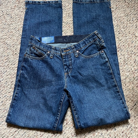Women’s Wrangler Jeans - Picture 2 of 4